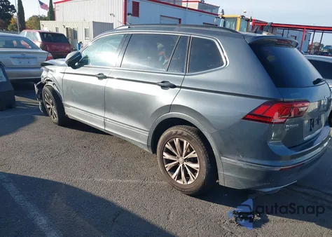 2018 Volkswagen Tiguan 2.0T Se/2.0T Sel из США, поврежденный, VIN 3VV3B7AX0JM055043